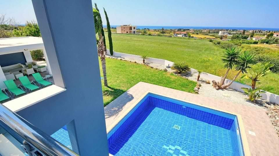 House in Pegeia - Image 3