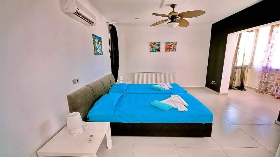 House in Pegeia - Image 5