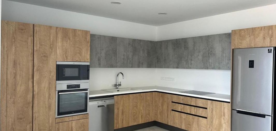 House in Mouttagiaka - Image 3