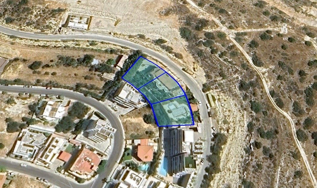 House in Agia Fylaxis - Image 2