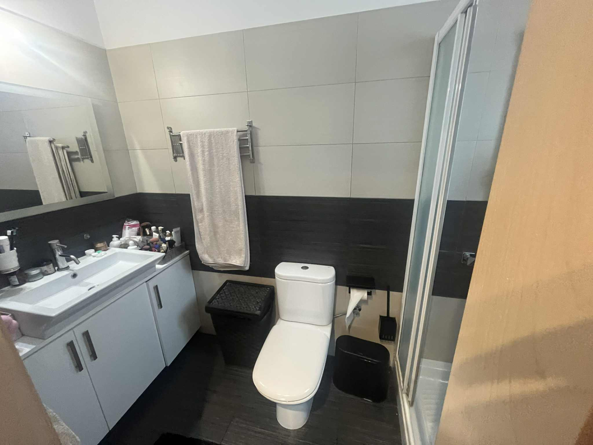 House in Agia Fylaxis - Image 3